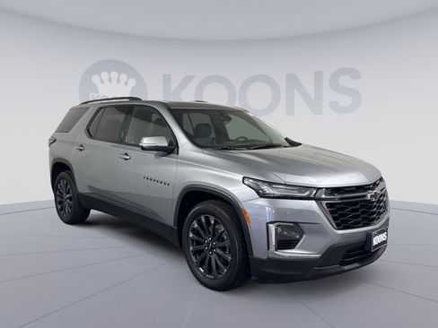 Used 2023 Chevrolet Traverse RS AWD/4WD image 10