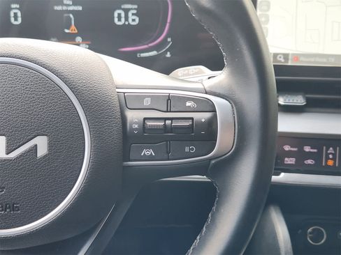 Certified 2024 Kia Sportage EX image 26