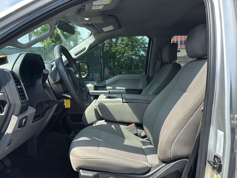Used 2018 Ford F150 XLT AWD/4WD image 9