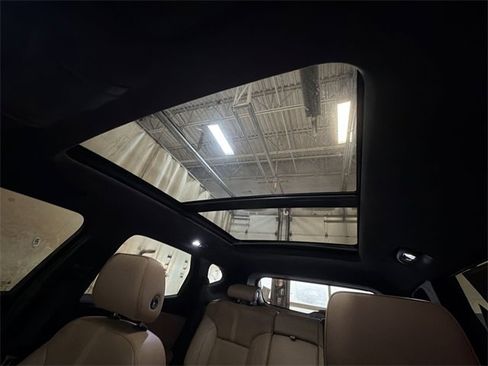 Used 2020 Chevrolet Blazer Premier w/ Driver Confidence II Package image 23