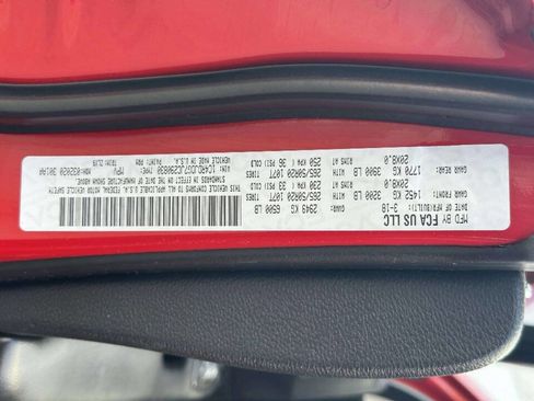 Used 2018 Dodge Durango GT AWD/4WD image 28