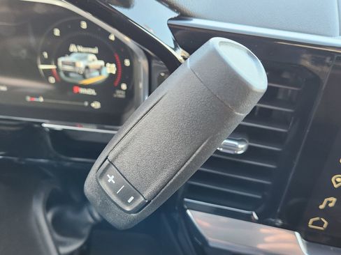 New 2026 GMC Sierra 2500 SLT w/ Texas SLT Premium Package image 24