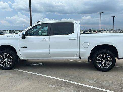 Used 2022 Chevrolet Silverado 1500 LT w/ Texas Edition Plus RWD image 10