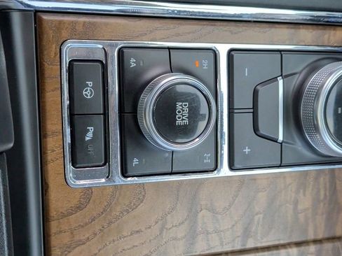 Used 2019 Ford Expedition Platinum AWD/4WD image 35