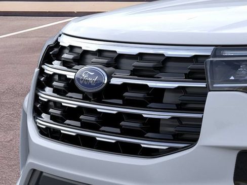 New 2026 Ford Explorer Active w/ Active Comfort Package RWD image 17