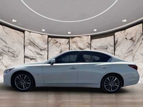 Used 2019 INFINITI Q50 Luxe w/ Essential Package (3.0T Luxe) RWD image 5