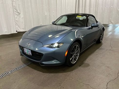 Used 2016 MAZDA MX-5 Miata Grand Touring RWD image 8