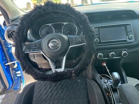 Certified 2021 Nissan Kicks S FWD image 7