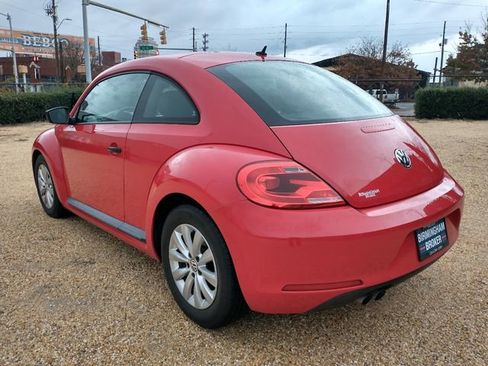 Used 2015 Volkswagen Beetle 1.8T image 11