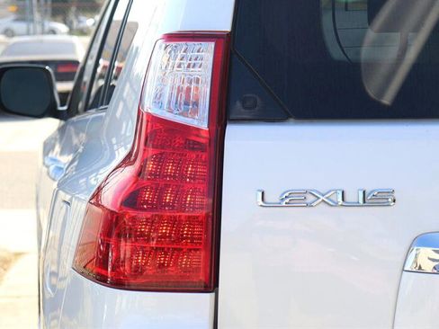 Used 2012 Lexus GX 460 image 10