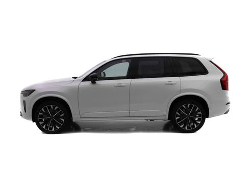 New 2026 Volvo XC90 B6 Ultra w/ Protection Package AWD/4WD image 3