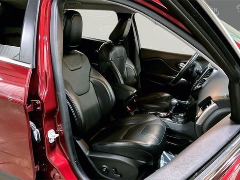 Used 2021 Jeep Cherokee Latitude Lux w/ Comfort/Convenience Group image 15