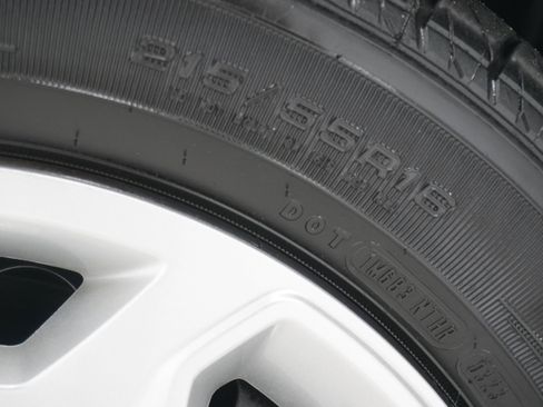 Used 2016 Ford Transit Connect XL image 24