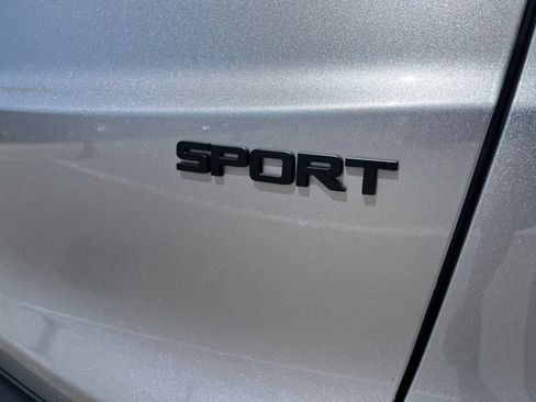 Used 2024 Honda CR-V Sport image 9