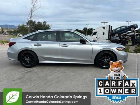 Used 2025 Honda Civic Sport image 11