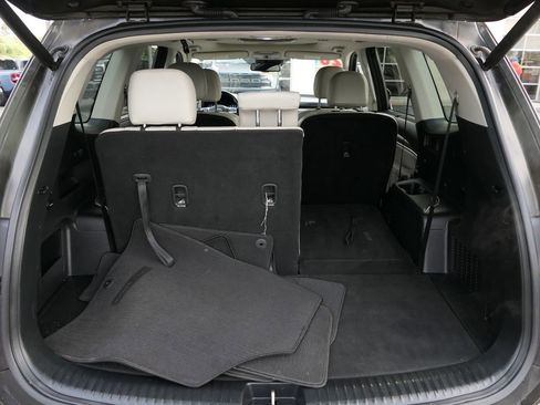 Used 2020 Kia Telluride EX w/ EX Premium Package image 27