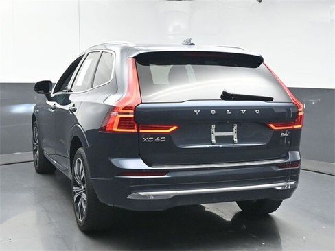 Certified 2022 Volvo XC60 B6 Inscription w/ Advanced Package image 6