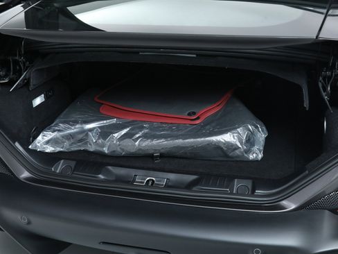 Certified 2023 Ferrari Portofino M image 37