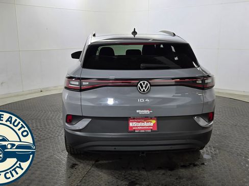 Used 2022 Volkswagen ID.4 Pro AWD/4WD image 6