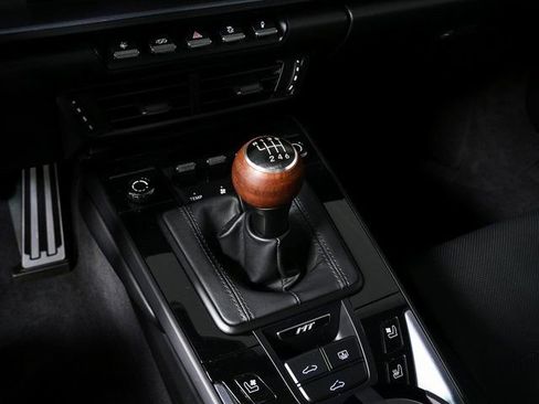 Certified 2025 Porsche 911 Carrera T image 19