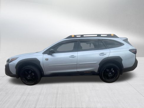 Used 2025 Subaru Outback Wilderness AWD/4WD image 4