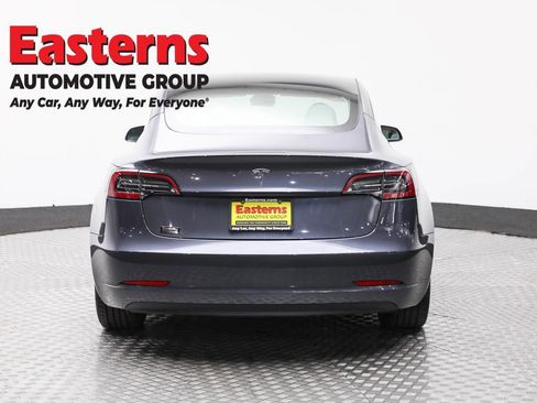 Used 2023 Tesla Model 3 Standard Range image 6