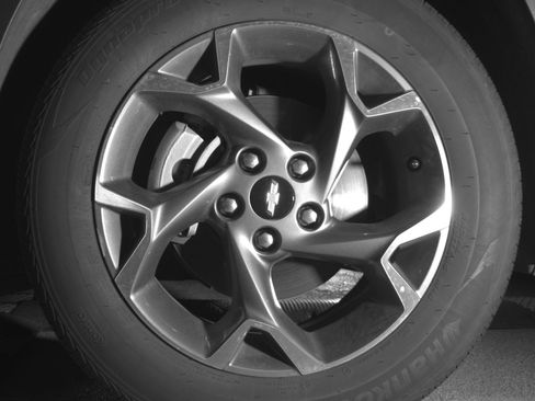 Used 2025 Chevrolet Trax LT w/ LT Convenience Package image 12