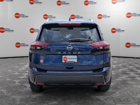 Used 2025 Nissan Rogue SV w/ SV Premium Package AWD/4WD image 6