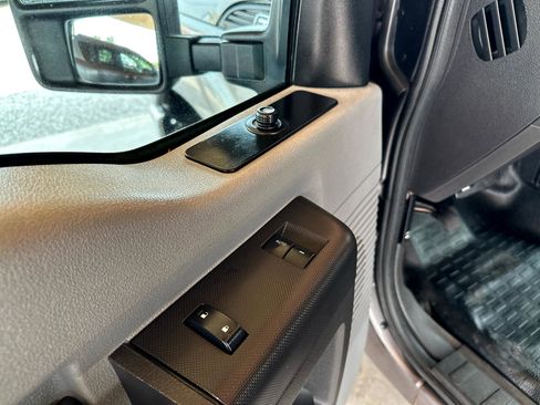 Used 2012 Ford F250 XL w/ PWR Equipment Group image 26