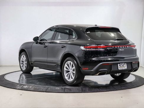 Used 2024 Porsche Macan AWD/4WD image 2