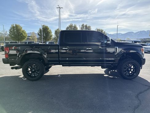 Used 2019 Ford F250 Platinum w/ Platinum Ultimate Package AWD/4WD image 6