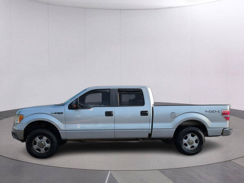 Used 2010 Ford F150 XLT AWD/4WD image 2