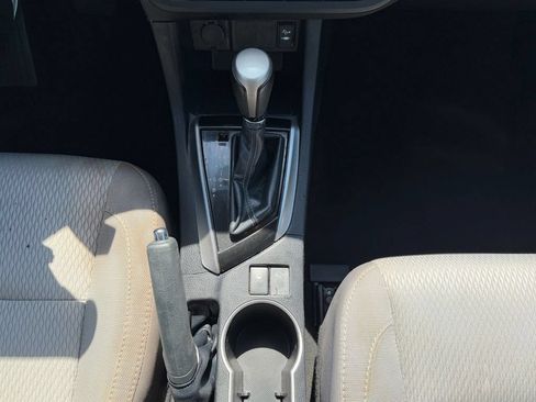 Used 2015 Toyota Corolla LE FWD image 16