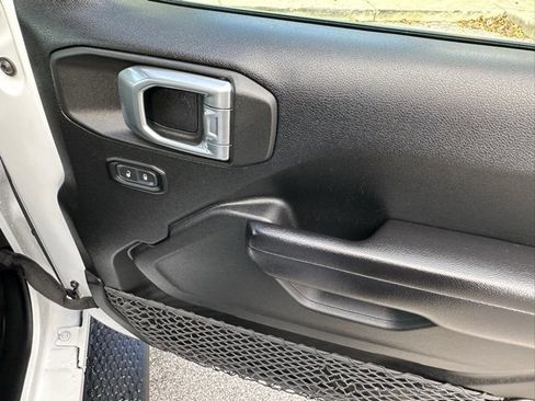 Used 2021 Jeep Wrangler Unlimited Sport image 9