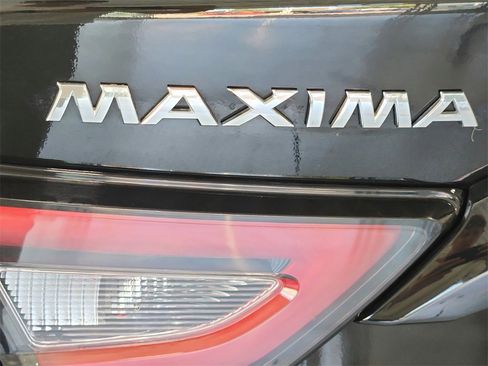Used 2022 Nissan Maxima SR image 40