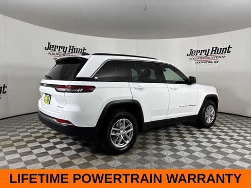 Used 2024 Jeep Grand Cherokee Laredo X w/ Luxury Tech Group I AWD/4WD image 6