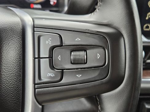 Used 2025 GMC Sierra 1500 SLT AWD/4WD image 28