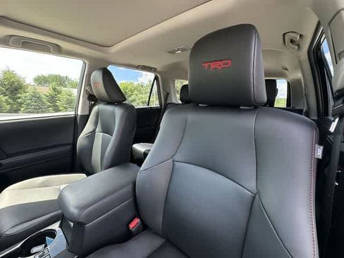 Used 2024 Toyota 4Runner TRD Off-Road Premium w/ Off Road Premium Plus Package AWD/4WD image 17