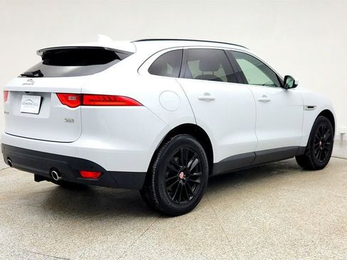 Used 2018 Jaguar F-PACE Prestige image 5