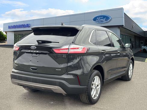 Used 2022 Ford Edge SEL w/ Convenience Package image 6