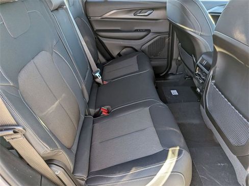 New 2025 Jeep Grand Cherokee Laredo X w/ Luxury Tech Group I image 29