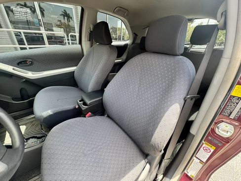 Used 2010 Toyota Yaris 2-Door Hatchback FWD image 13