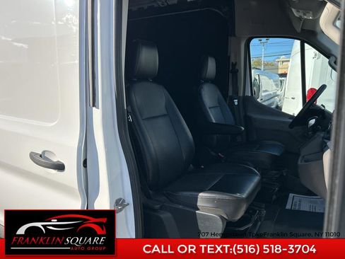 Used 2023 Ford Transit 250 Medium Roof AWD w/ Load Area Protection Package image 28