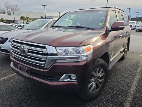 Used 2016 Toyota Land Cruiser image 1