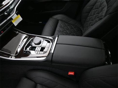 New 2026 BMW X5 sDrive40i w/ Climate Comfort Package image 33