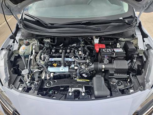 Certified 2025 Nissan Versa SR w/ Trunk Package FWD image 11