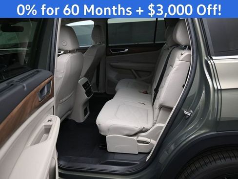 New 2026 Volkswagen Atlas SE image 11