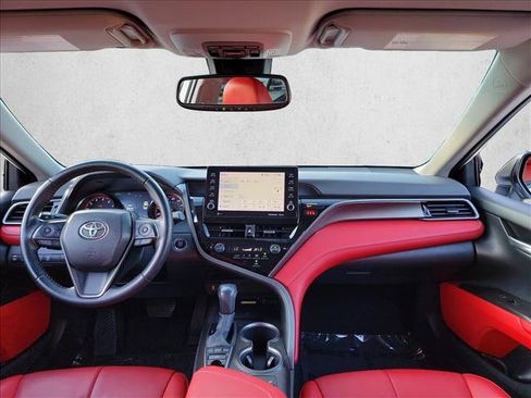 Used 2022 Toyota Camry XSE FWD image 15