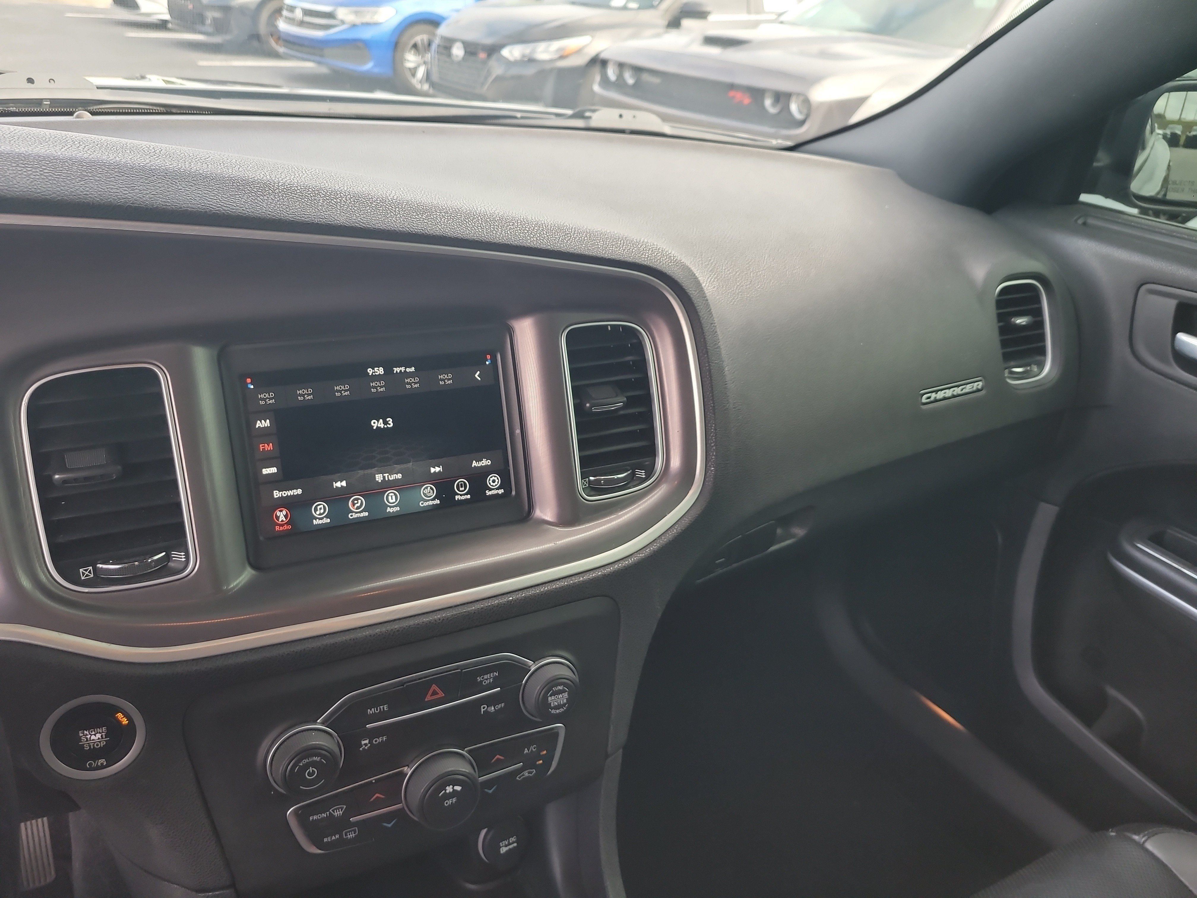 Used 2022 Dodge Charger SXT w/ Leather Interior Group RWD image 21