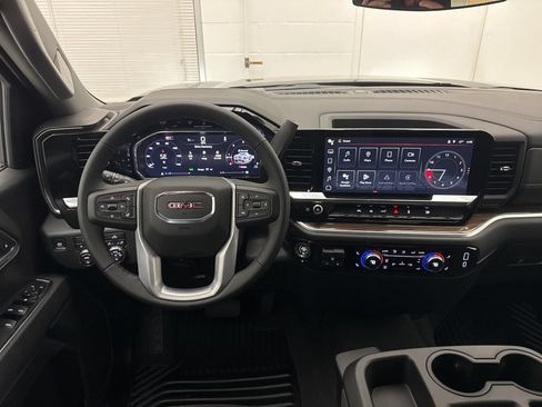 New 2026 GMC Sierra 1500 Elevation AWD/4WD image 11